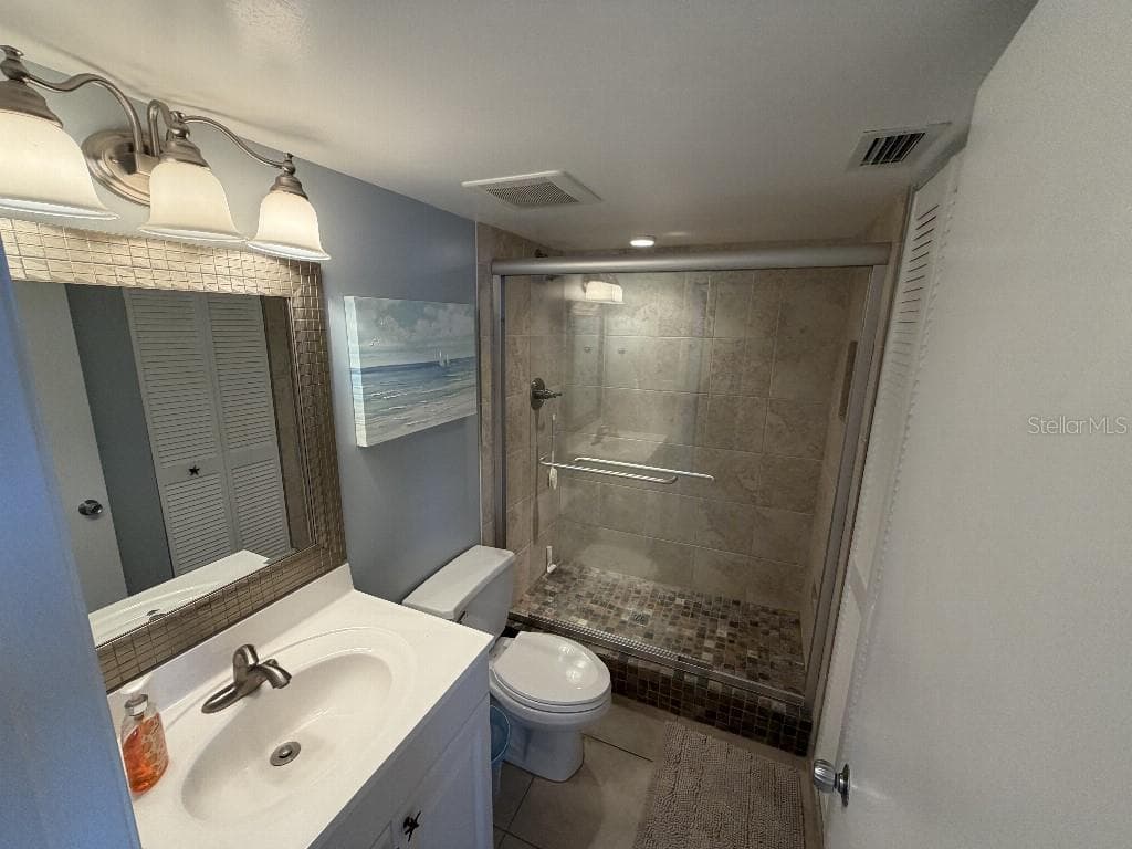 17920 GULF BOULEVARD 803 photo 19