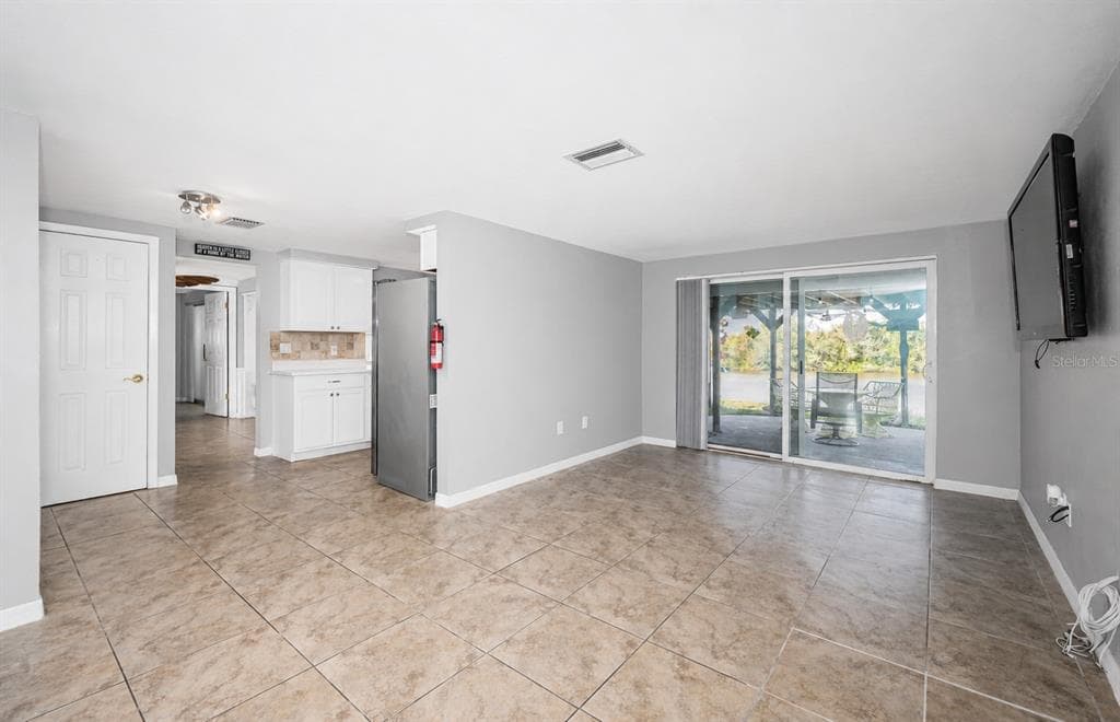 3627 GRAYTON DRIVE photo 12