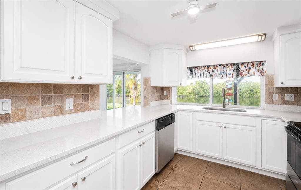 3627 GRAYTON DRIVE photo 22