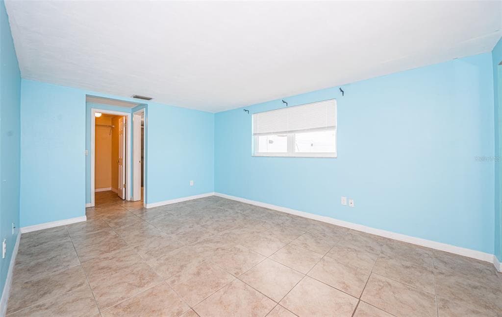 3627 GRAYTON DRIVE photo 24