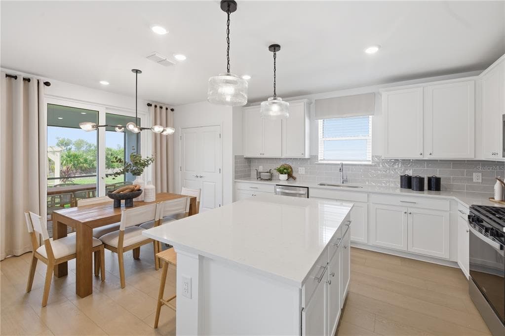 805 BALLEBY TRAIL photo 5