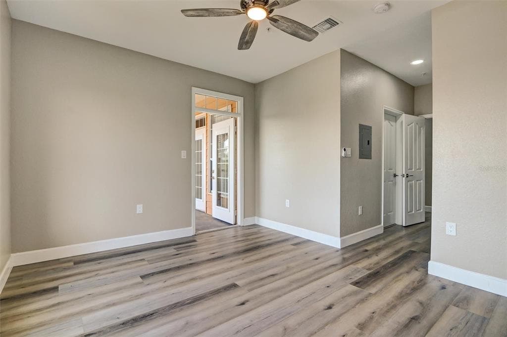 5000 CULBREATH KEY WAY 4-306 photo 23