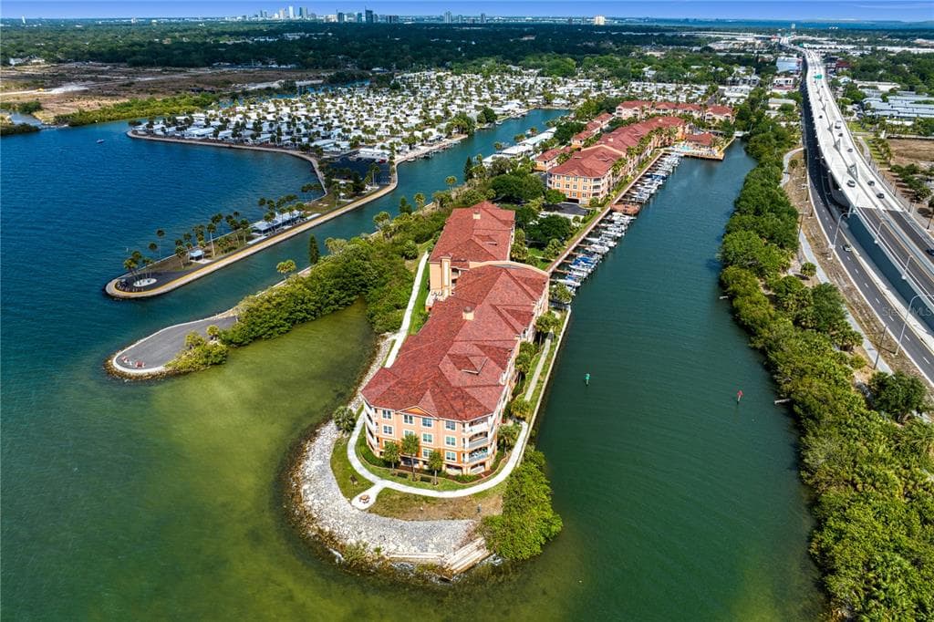5000 CULBREATH KEY WAY 4-306 photo 13