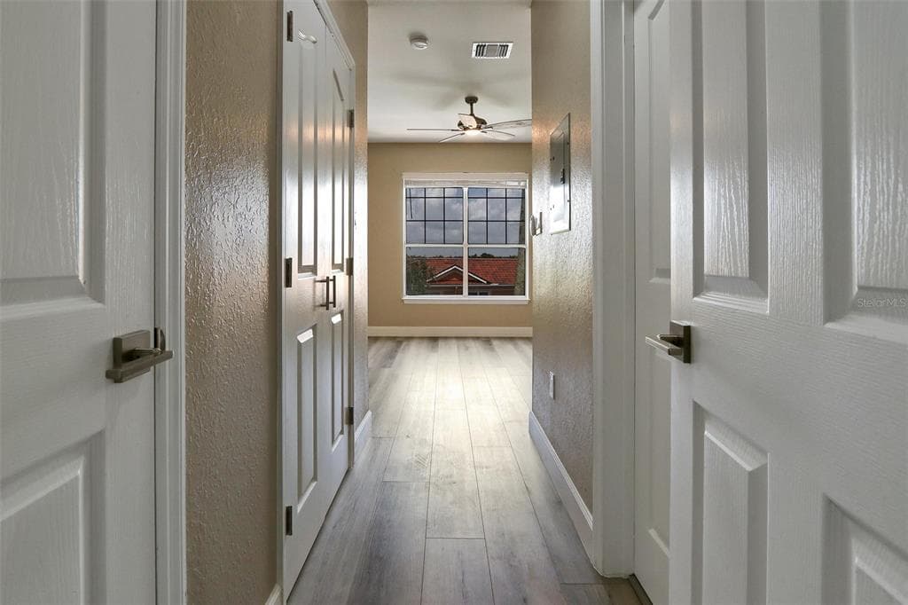 5000 CULBREATH KEY WAY 4-306 photo 17