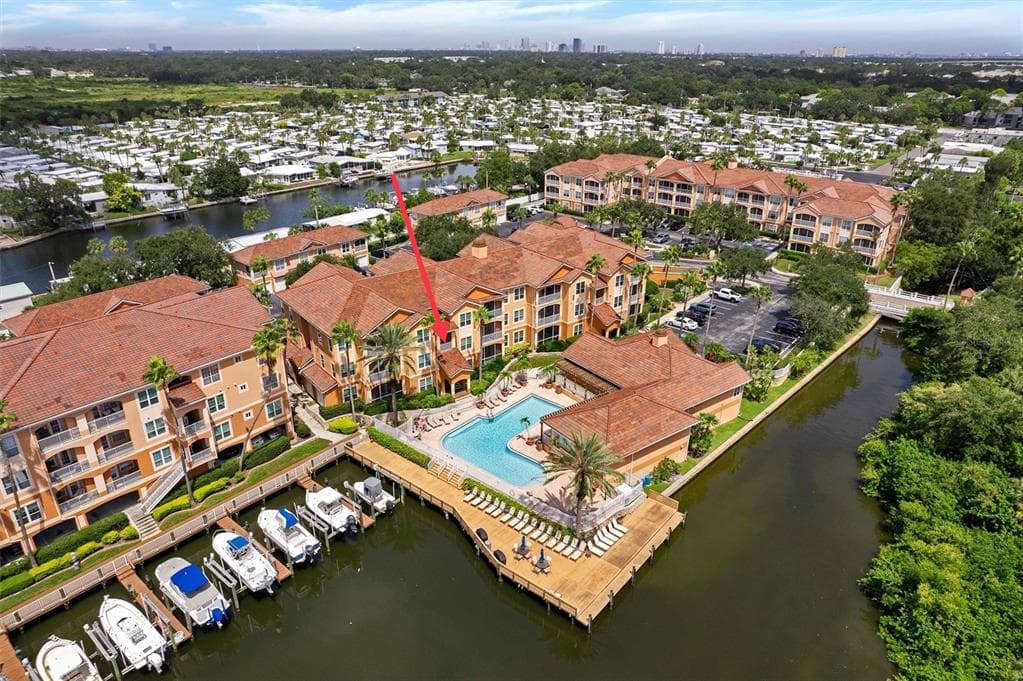 5000 CULBREATH KEY WAY 4-306 photo 8