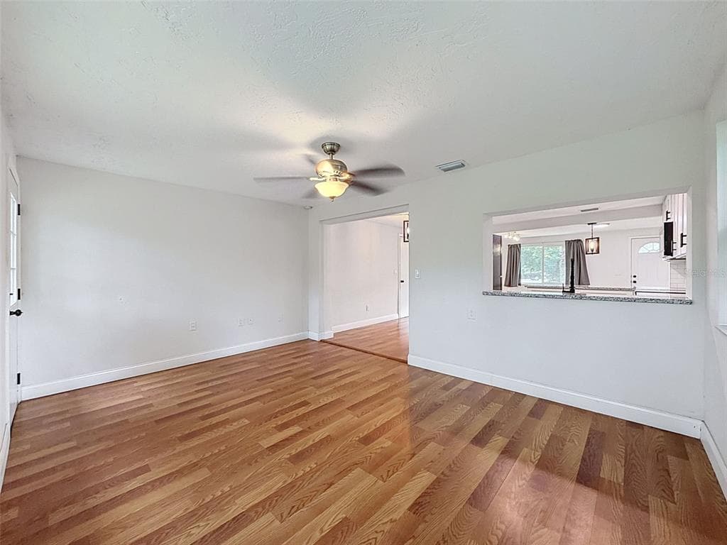 6845 MEDLAR DRIVE photo 13