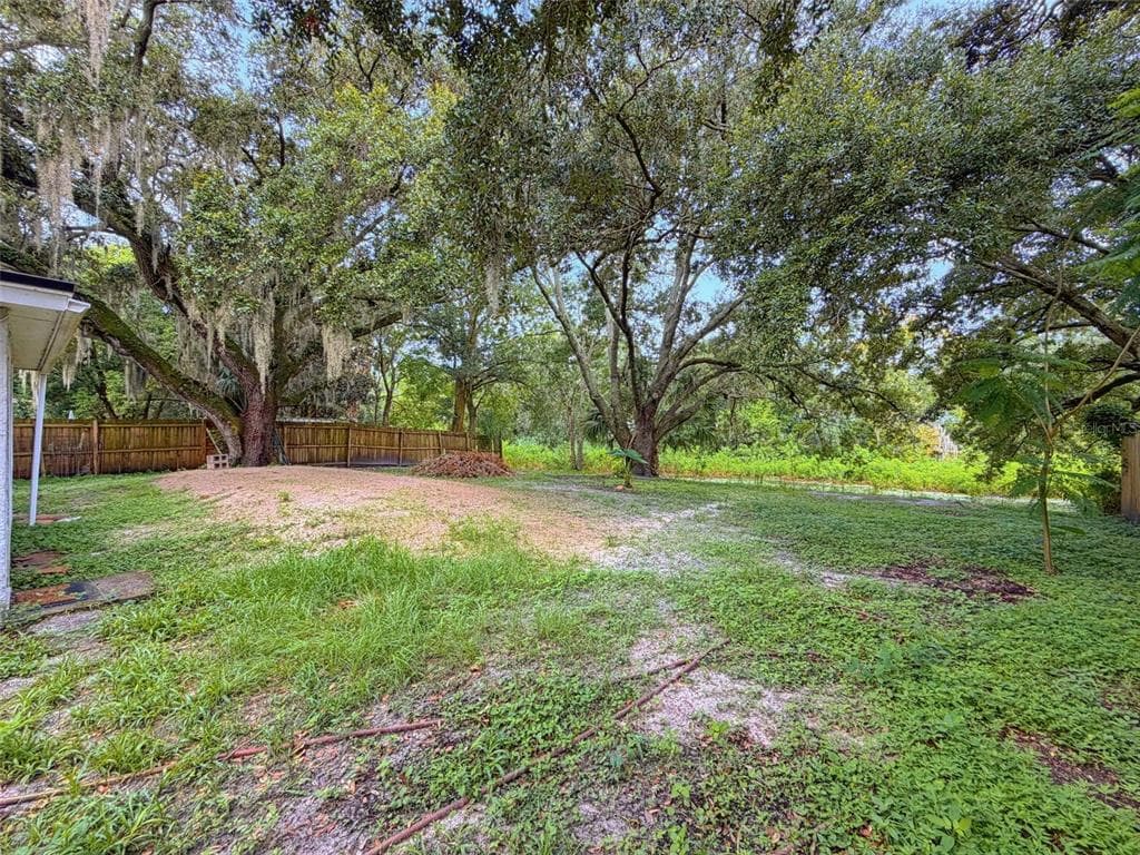 6845 MEDLAR DRIVE photo 25
