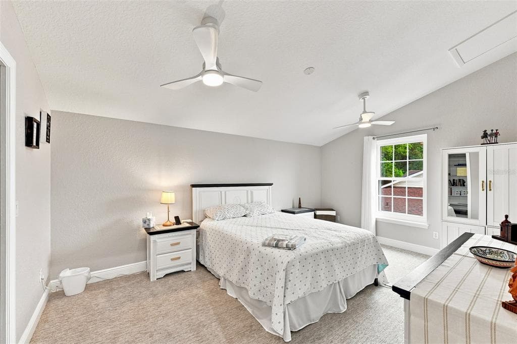 1821 LAKE HERON DRIVE photo 24