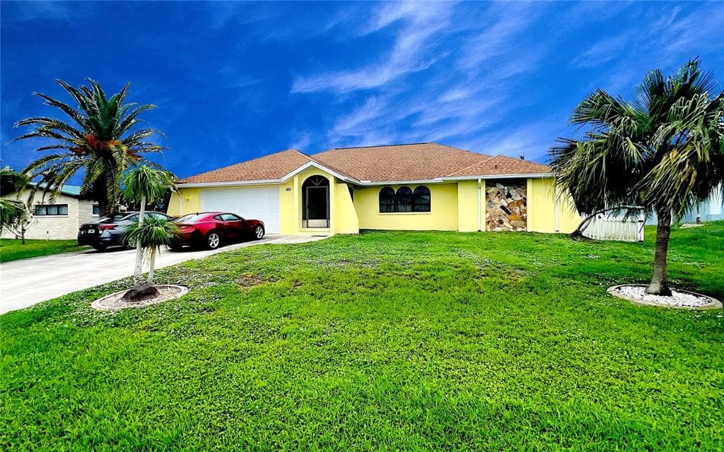 3370 DOVER DRIVE photo 1