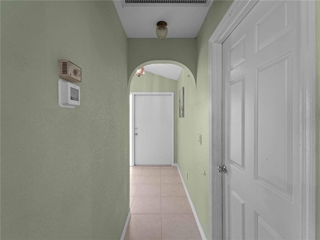 3370 DOVER DRIVE photo 24