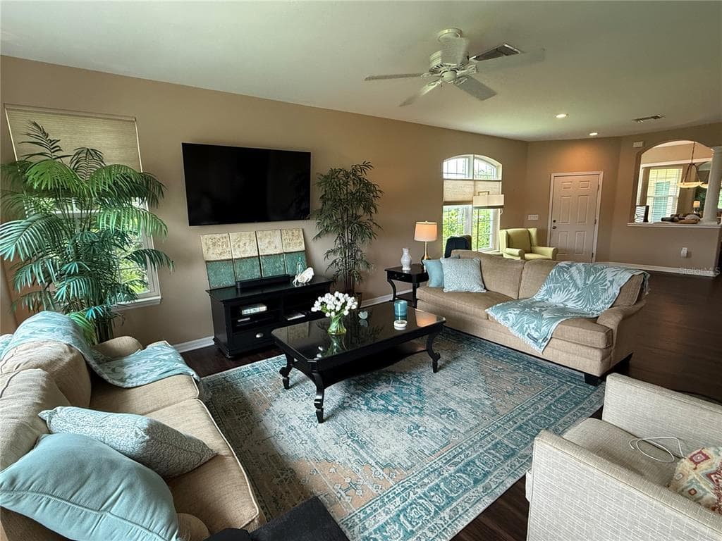 5064 WHISPERING OAKS DRIVE photo 10