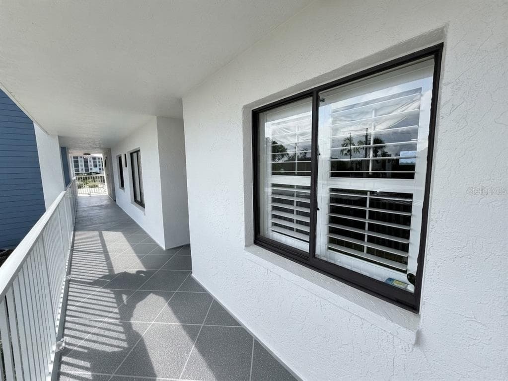 4620 BAY BOULEVARD 1112 photo 6