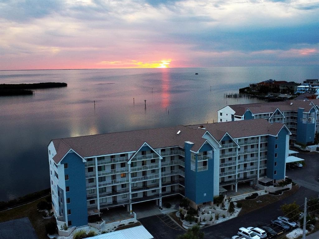 4620 BAY BOULEVARD 1112 photo 1