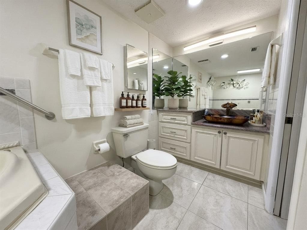 4620 BAY BOULEVARD 1112 photo 20