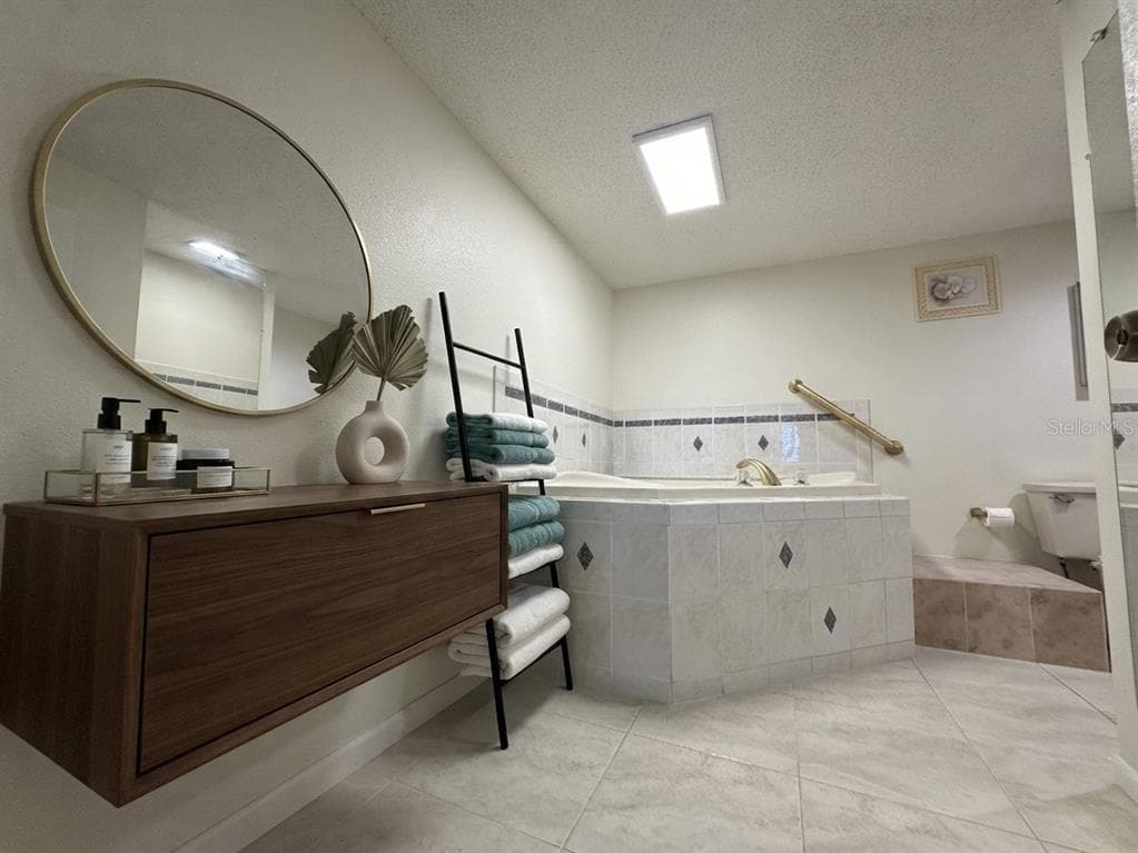 4620 BAY BOULEVARD 1112 photo 18