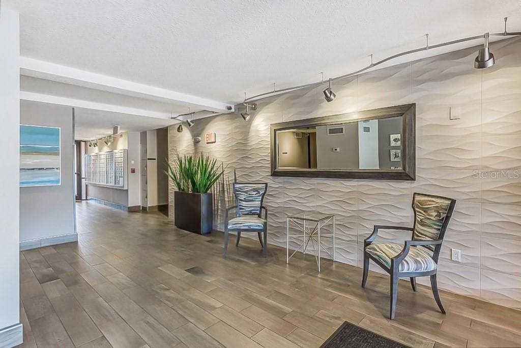 51 ISLAND WAY 311 photo 3