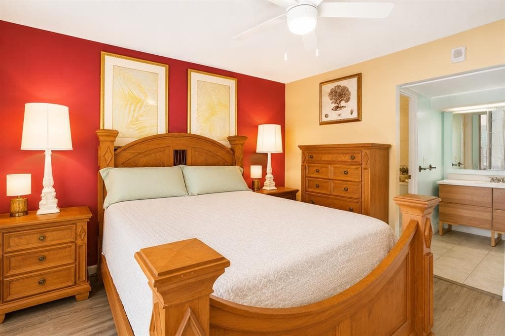 51 ISLAND WAY 311 photo 15