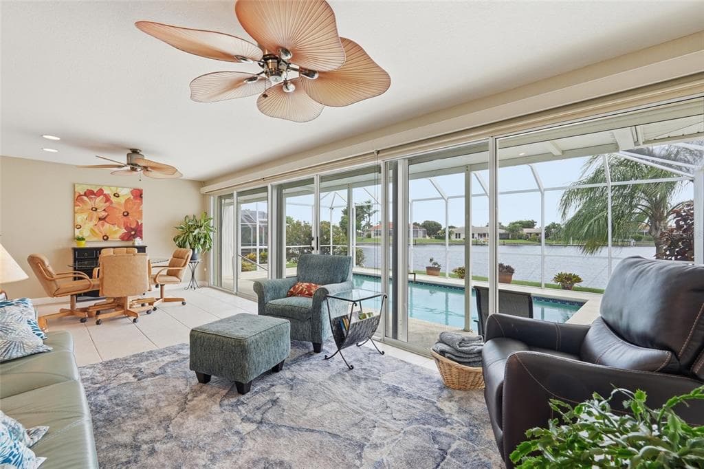 365 BELAIRE COURT photo 14