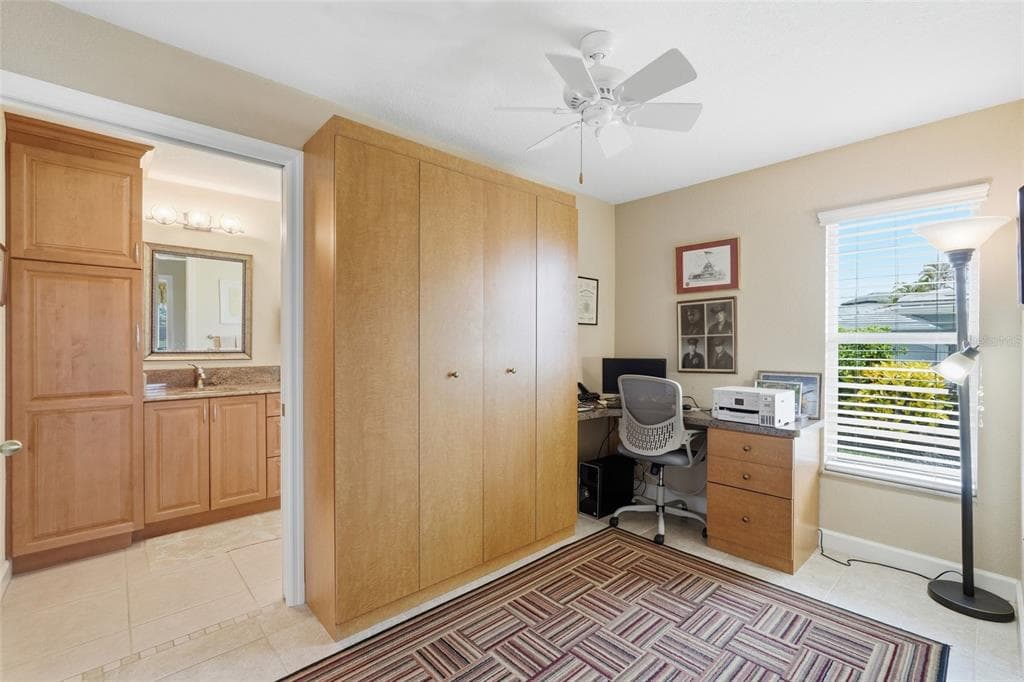 365 BELAIRE COURT photo 18
