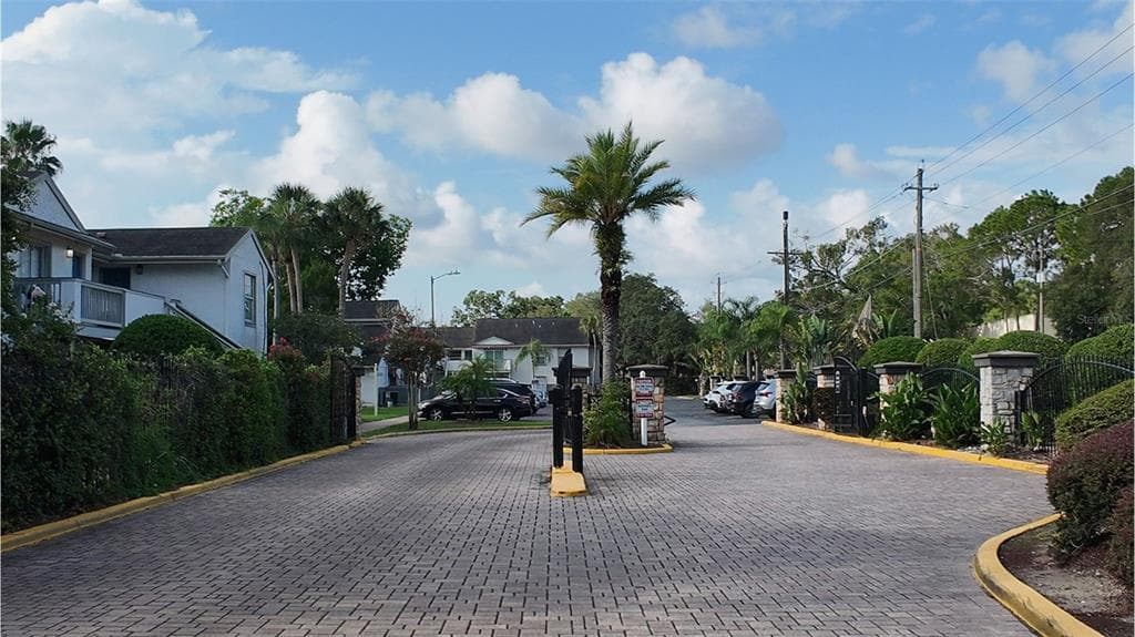 8512 OLEANDER FLOWER LANE 101C photo 3