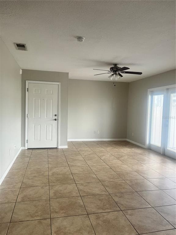 4728 BEACH DRIVE SE B photo 3