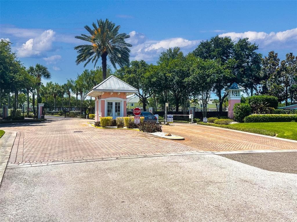 4728 BEACH DRIVE SE B photo 15
