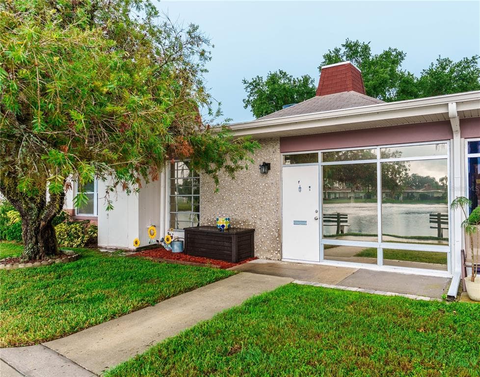 4318 TAHITIAN GARDENS CIRCLE F photo 1