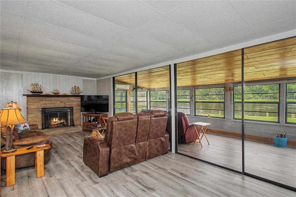 56440 WATER OAK ROAD photo 6