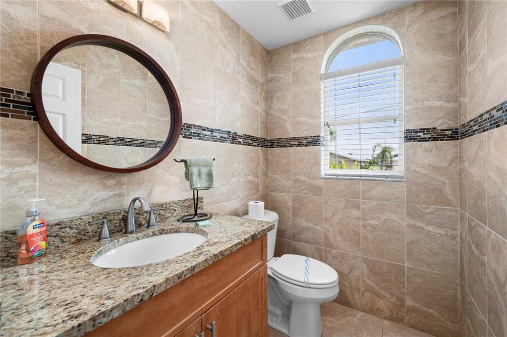 265 BELVEDERE COURT photo 25