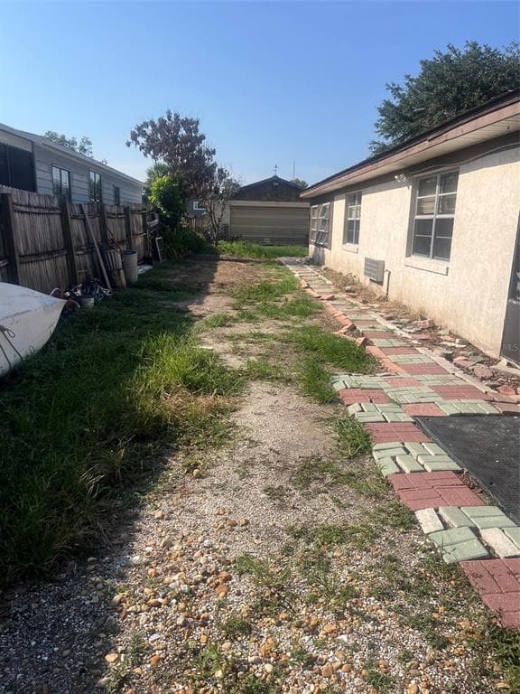 214 INDIAN CREEK ROAD photo 2