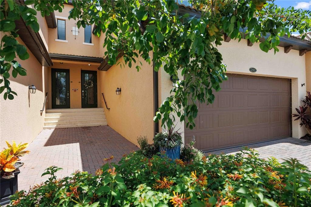 10821 TARFLOWER DRIVE 202 photo 5
