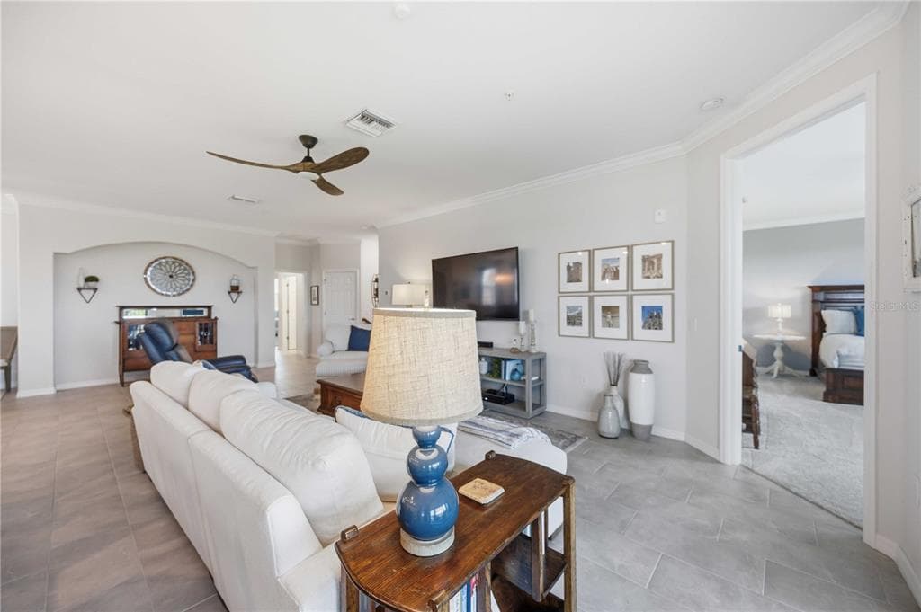 10821 TARFLOWER DRIVE 202 photo 15