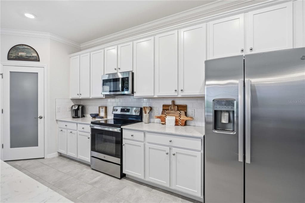 10821 TARFLOWER DRIVE 202 photo 21
