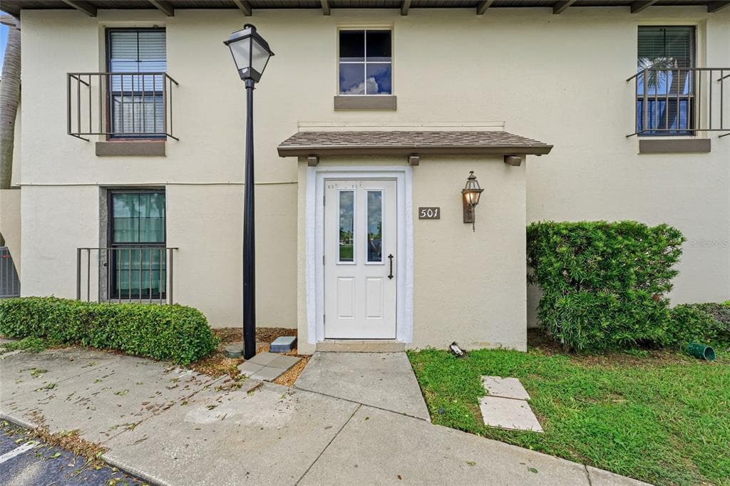 501 PLAZA SEVILLE COURT 2 photo 4