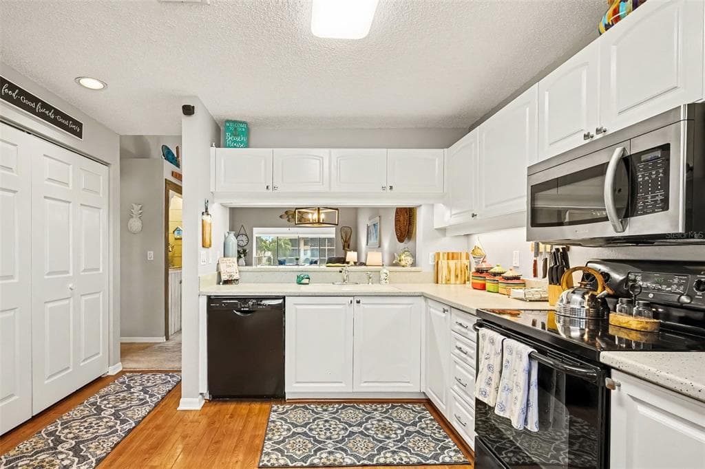 5652 ASHTON LAKE DRIVE 5652 photo 14