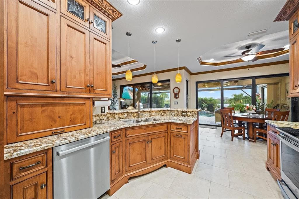 15172 LEIPZIG CIRCLE photo 7