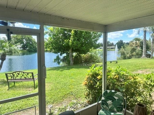 2450 TERRY LN photo 22