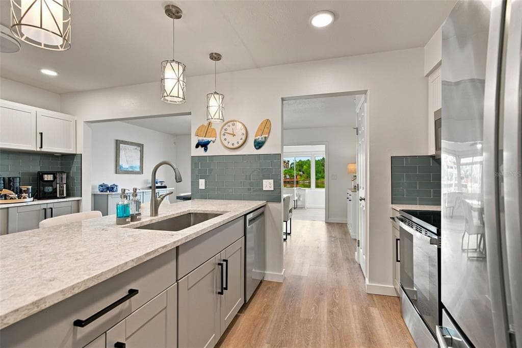 3339 POINSETTIA DRIVE photo 20