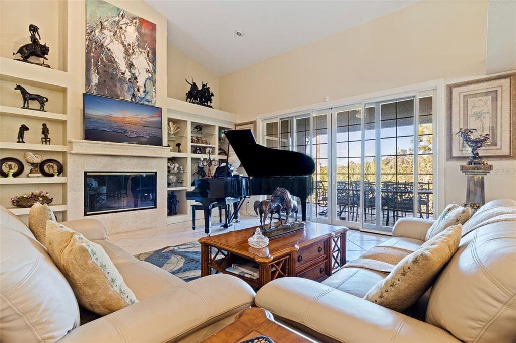 2000 BAYVIEW DRIVE photo 11