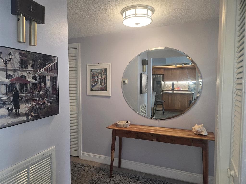7100 SUNSHINE SKYWAY LANE S 503 photo 6
