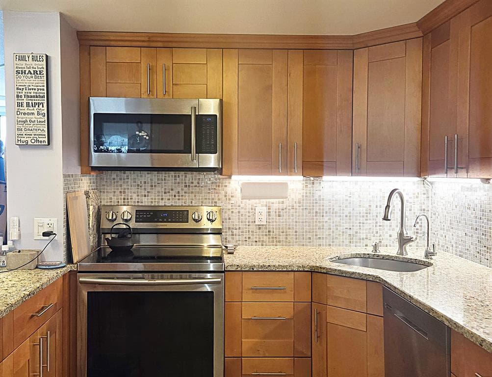 7100 SUNSHINE SKYWAY LANE S 503 photo 22