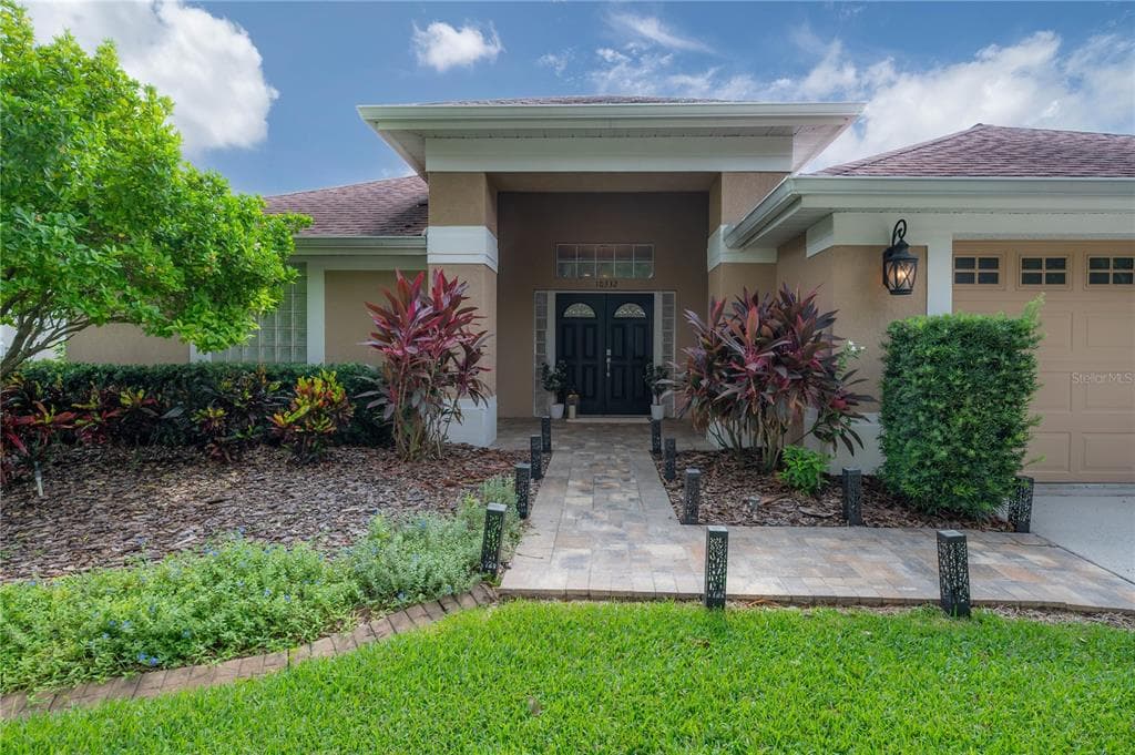 10332 ABBOTSFORD DRIVE photo 2