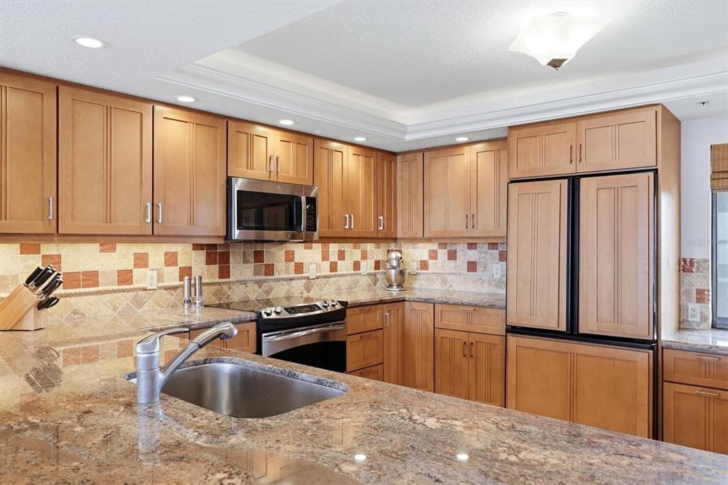 4545 GULF OF MEXICO DRIVE 311 photo 13