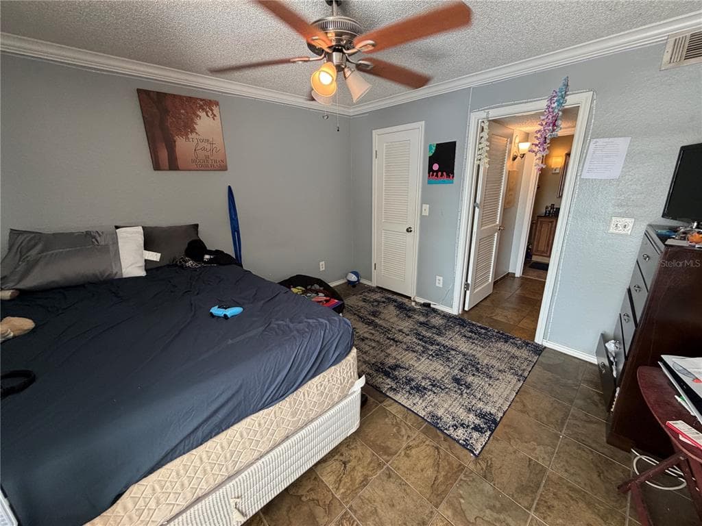10200 GANDY BOULEVARD N 1316 photo 17