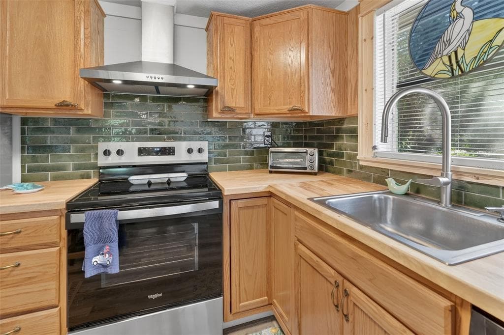 10709 W HALLS RIVER ROAD photo 25