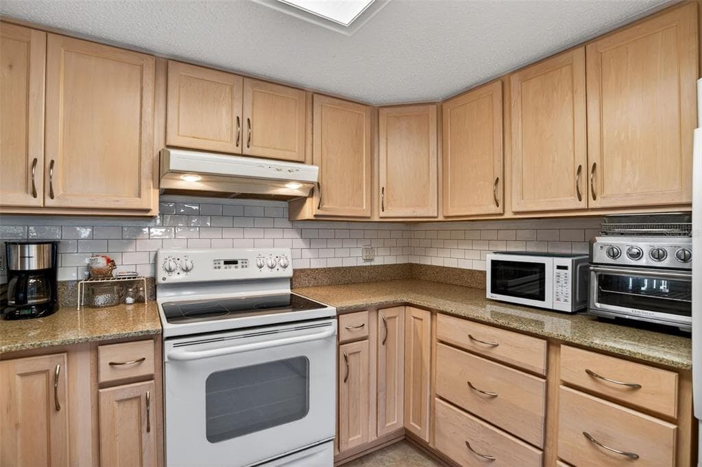12122 W GULF BREEZE COURT photo 19