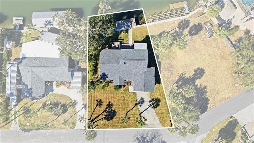 9205 W HARBOR ISLE COURT photo 2