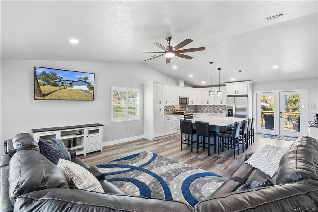 9205 W HARBOR ISLE COURT photo 12