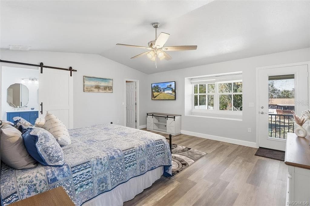 9205 W HARBOR ISLE COURT photo 21