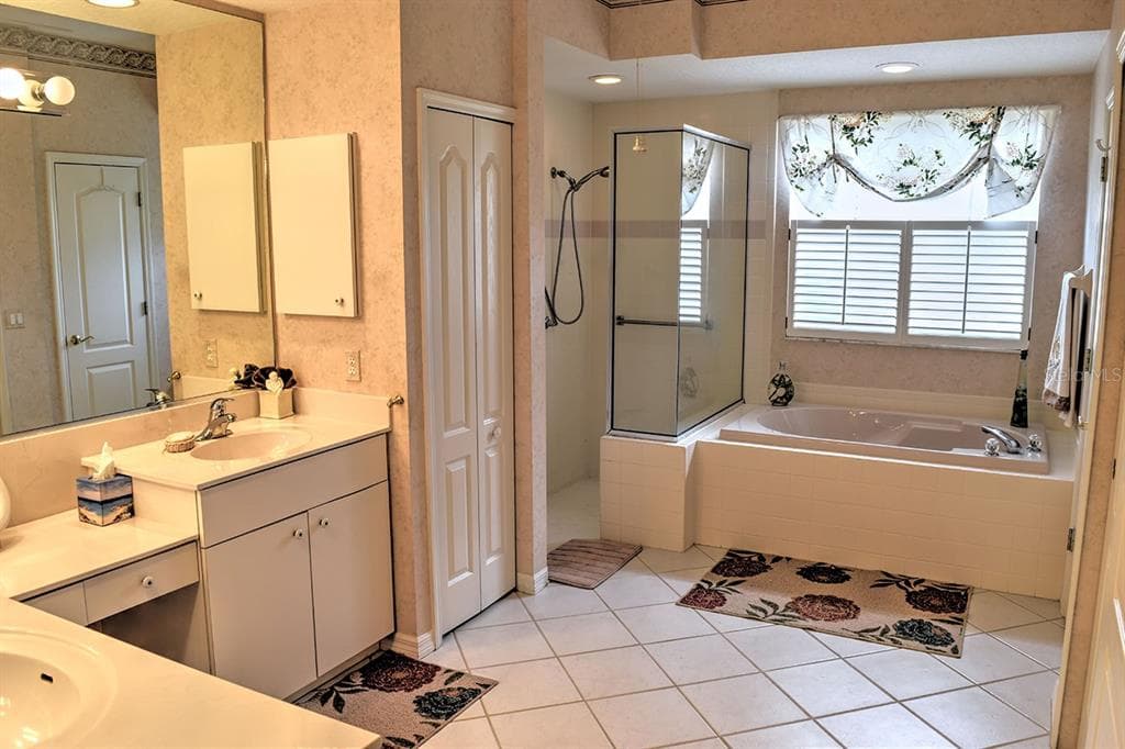 5113 FAR OAK CIRCLE photo 17